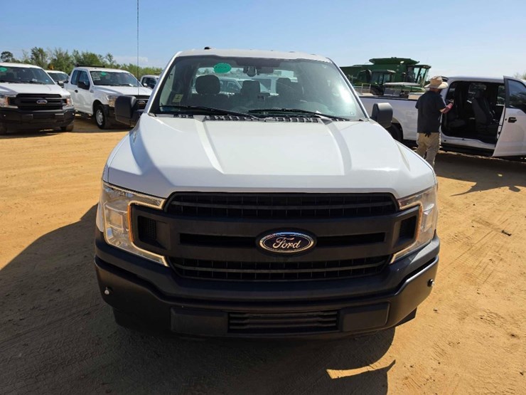 2018-ford-f150-xl-image-5