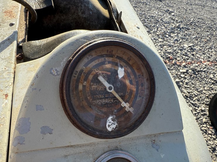 ford-tractor-image-17