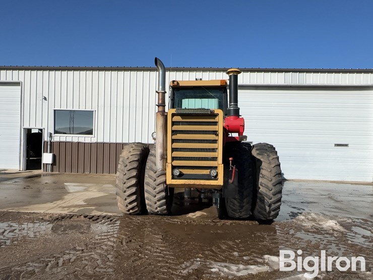 1982-versatile-835-image-2