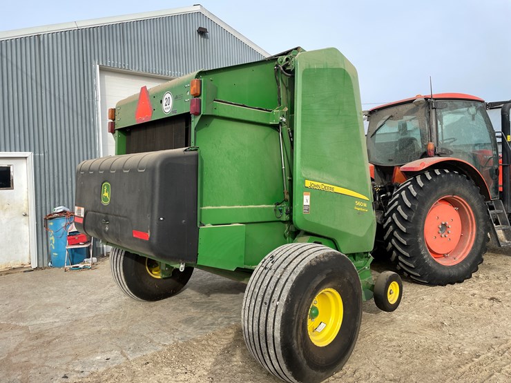 john-deere-560m-image-4