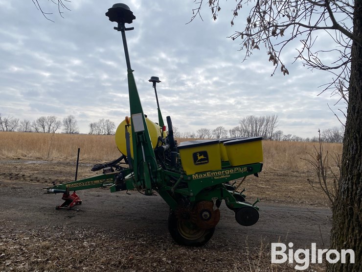 john-deere-1750-image-8