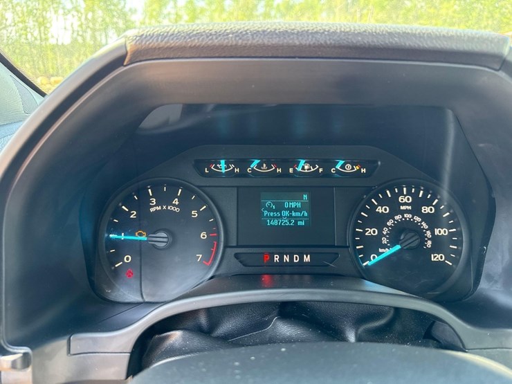 2018-ford-f150-xl-image-15