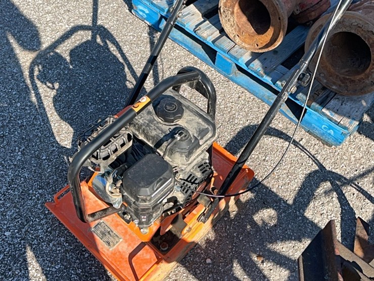 vevor-forward-plate-compactor-image-6