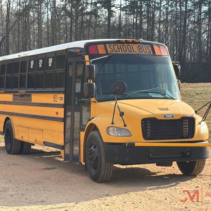 2008 THOMAS SAF-T-LINER C2