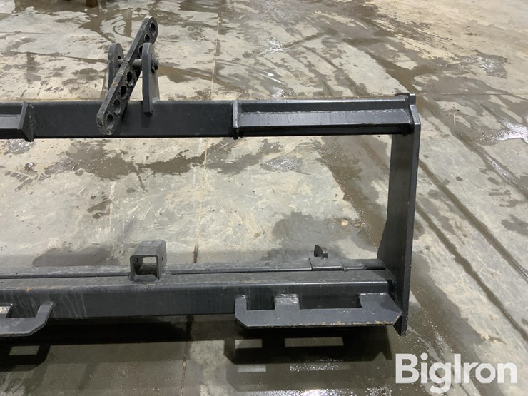 2025-massey-ferguson-730-image-14