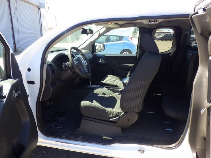 2019-nissan-frontier-image-5