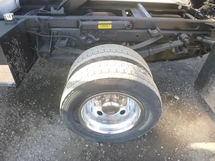 2013-ford-f450-image-23