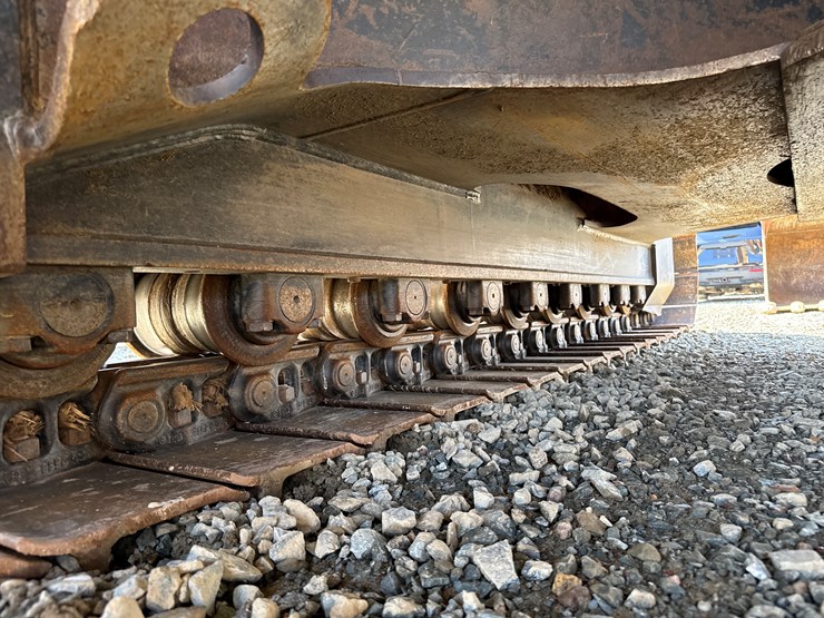 2011-caterpillar-336e-image-85