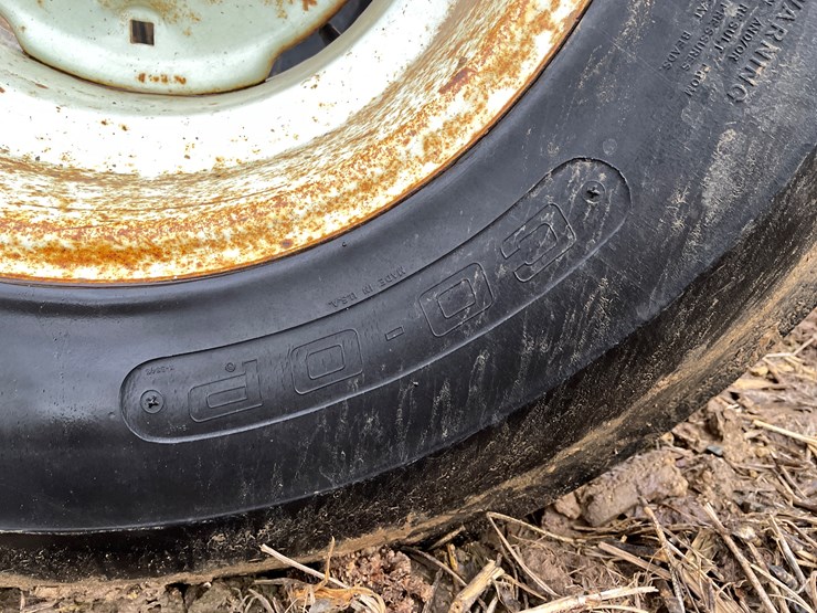 #105-•-case-1030-comfort-king-diesel-tractor-with-duals-image-34