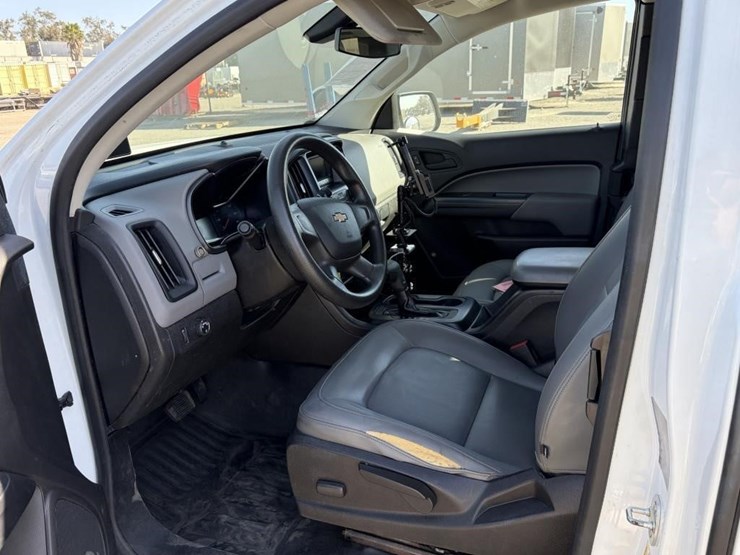 2017-chevrolet-colorado-image-9
