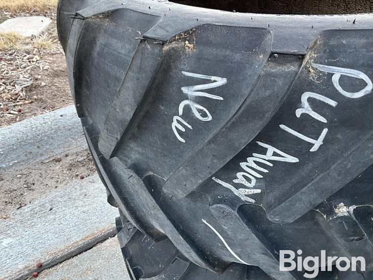 s.t.a-31x15.5-15-nhs-tires-image-12