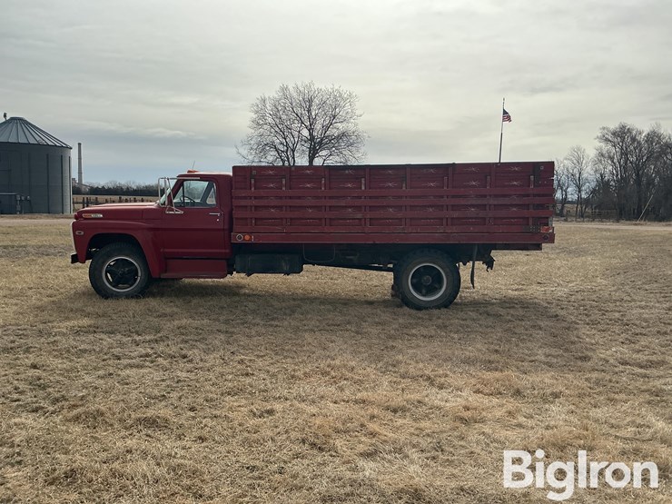 1972-ford-f600-image-8
