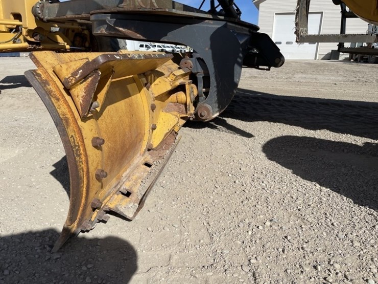 2012-deere-872g-image-17