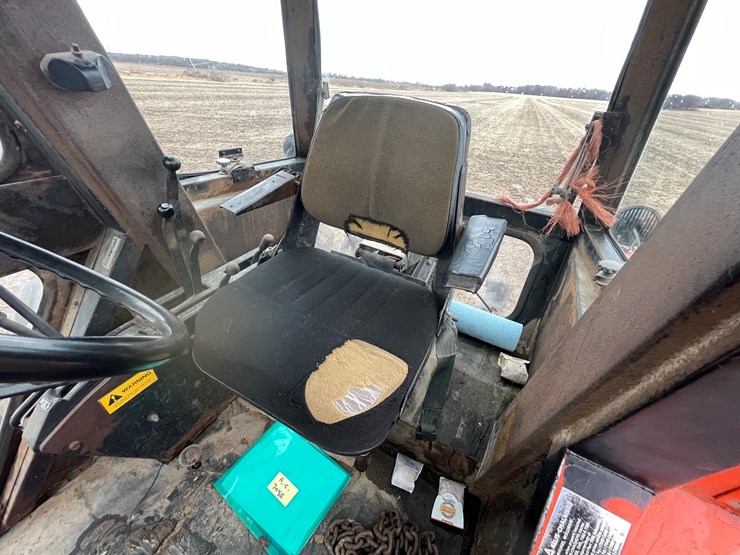 allis-chalmers-7045-image-37