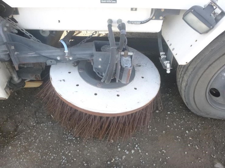 2013-global-m4-sweeper-image-9