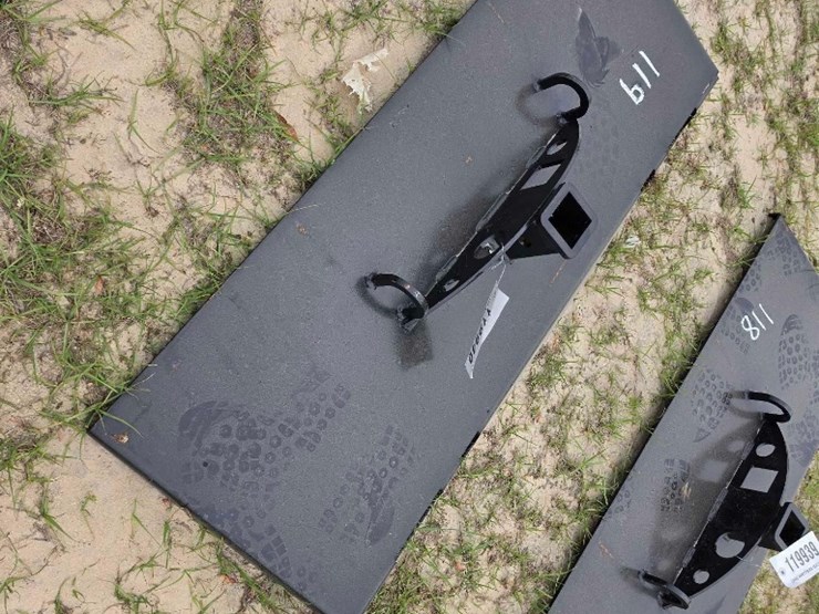 119---skid-steer-receiver-hitch-image-1