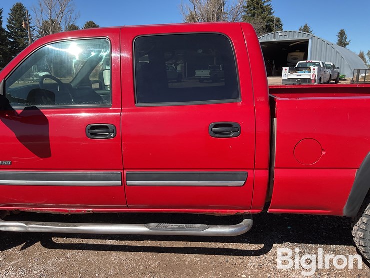 2004-chevrolet-silverado-2500-image-14