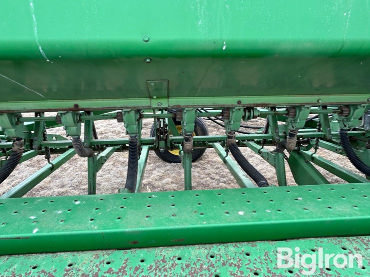 john-deere-9300-image-11