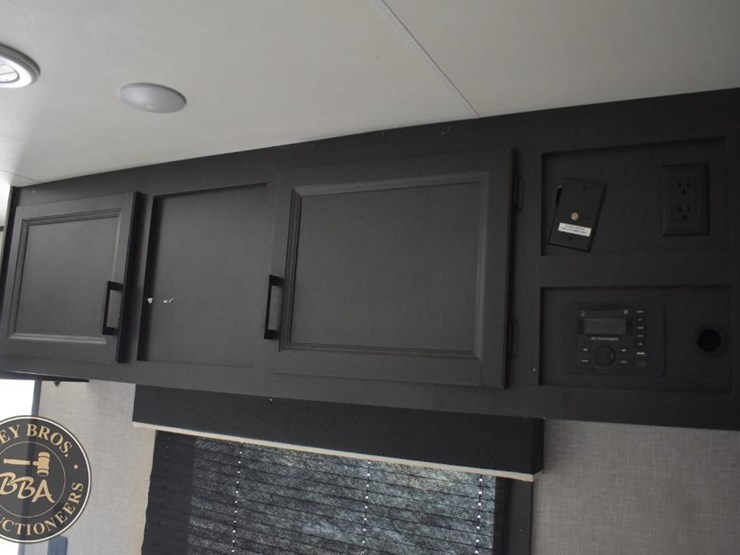 2022-jayco-jay-flight-264bh-42752-image-24