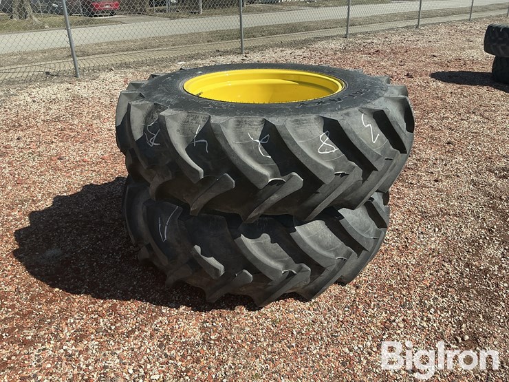 john-deere-28-image-3