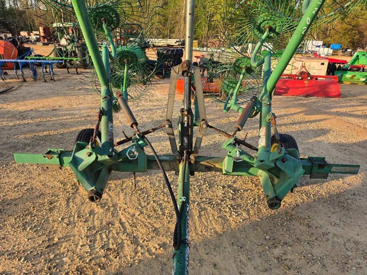 john-deere-702-image-6