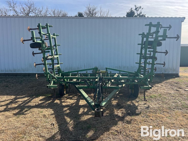 john-deere-1000-image-2