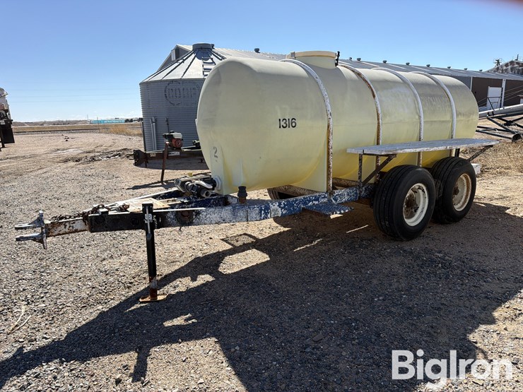 1050-gallon-t/a-nurse-tank-trailer-image-1