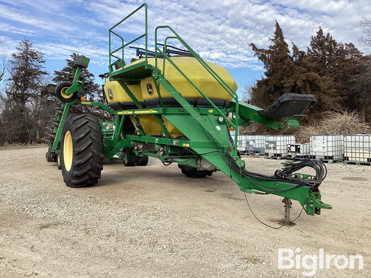 2009-john-deere-1890-image-3