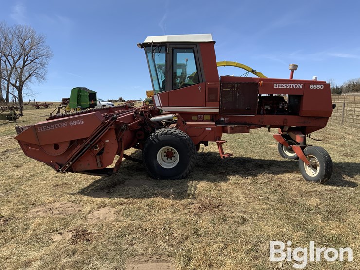 hesston-6550-image-8