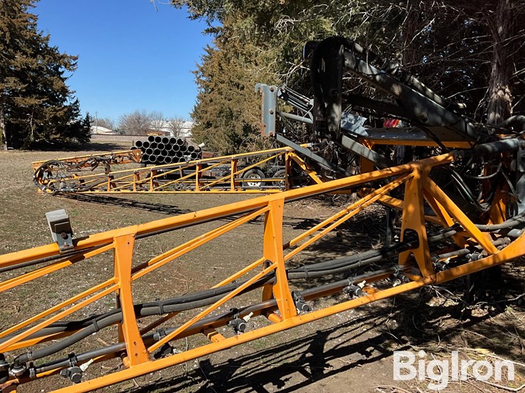 2010-hagie-sts10-image-12