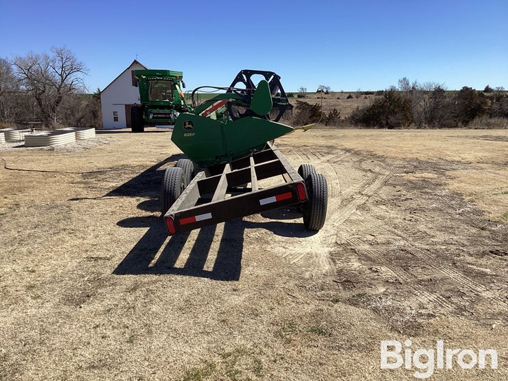 2017-john-deere-625f-image-4