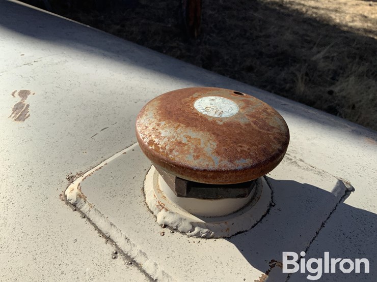 mills-1000-gal-fuel-tank-w/electric-pump-image-13