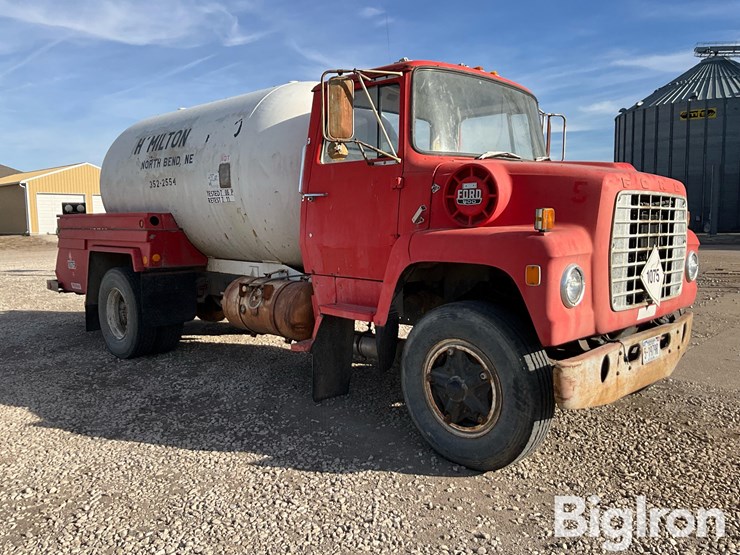 1979-ford-ln800-image-3