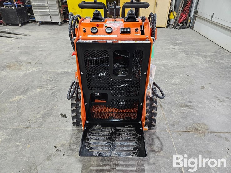 2025-massey-ferguson-730-image-6