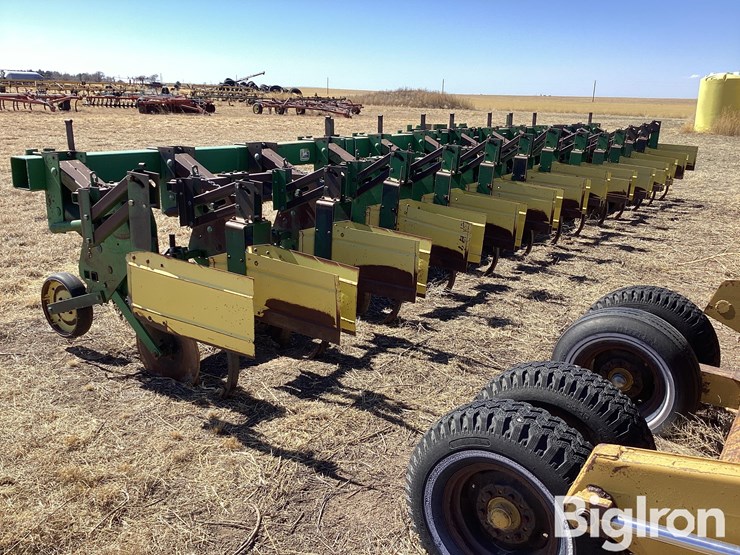 john-deere-885-image-7