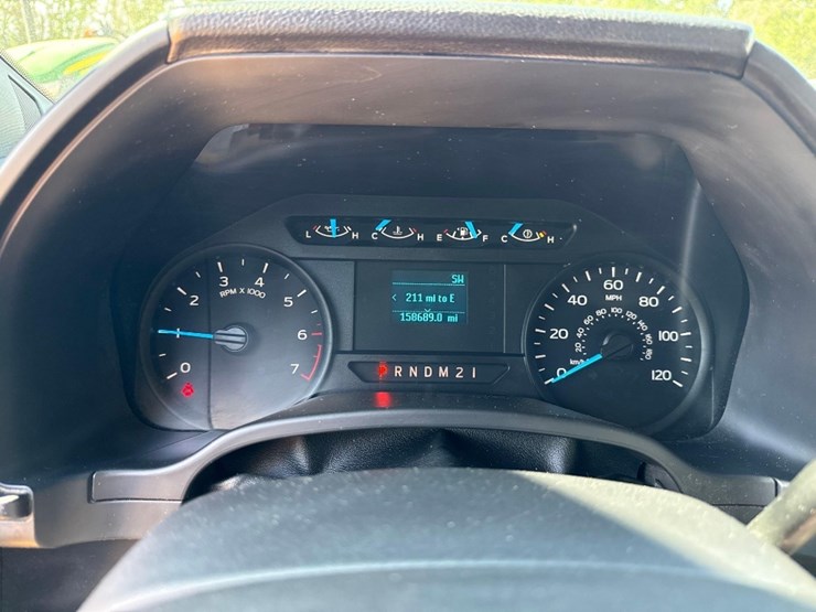 2017-ford-f150-image-17