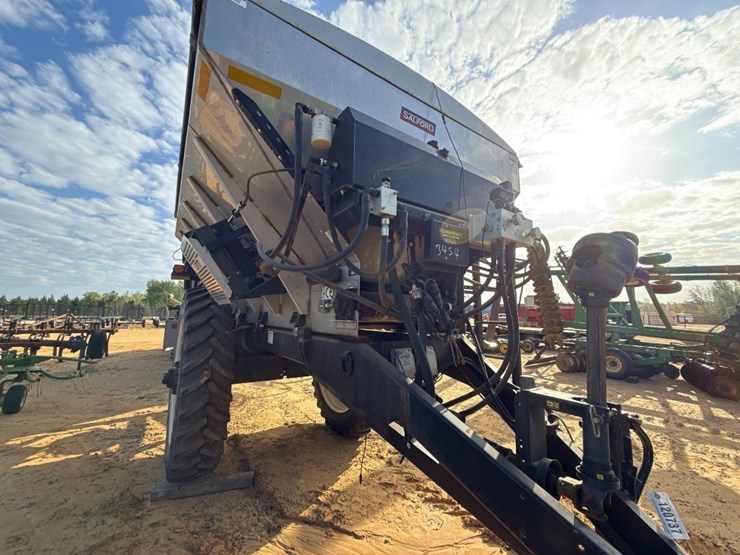 salford-bbi-magnaspread-image-15