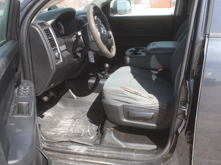 2015-dodge-3500-image-20