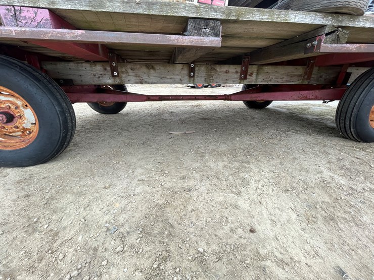 #2399-•-hay-wagon-image-9