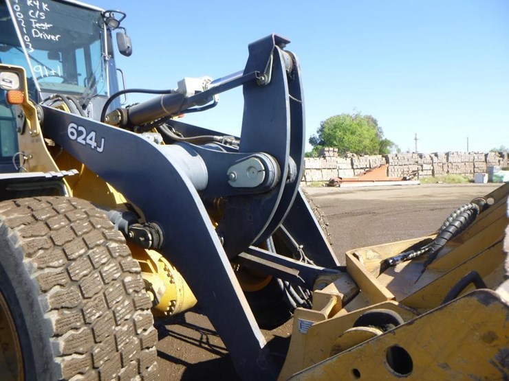 2005-deere-624j-image-19