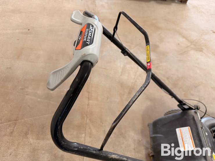 honda-hrn16-push-type-lawn-mower-image-15