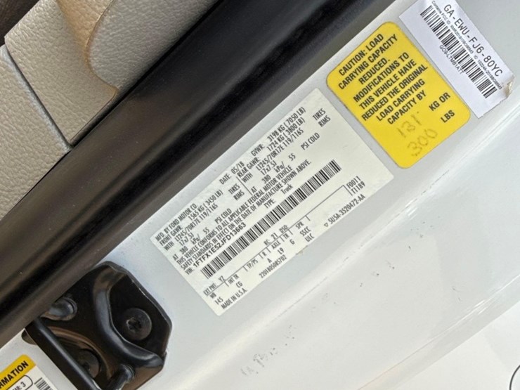 2018-ford-f150-xl-image-12