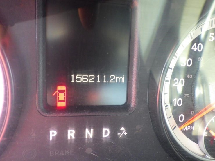 2014-dodge-1500-image-12