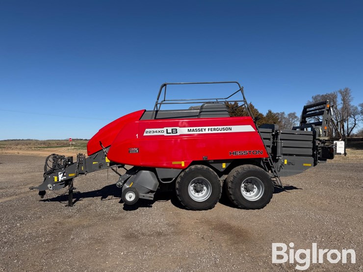 2024-massey-ferguson-lb2234xd-image-8