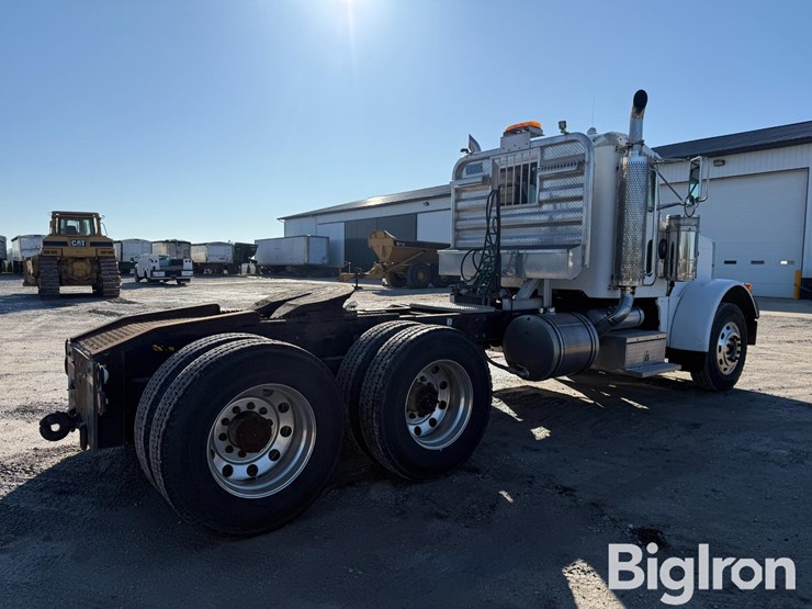 1997-peterbilt-378-image-5