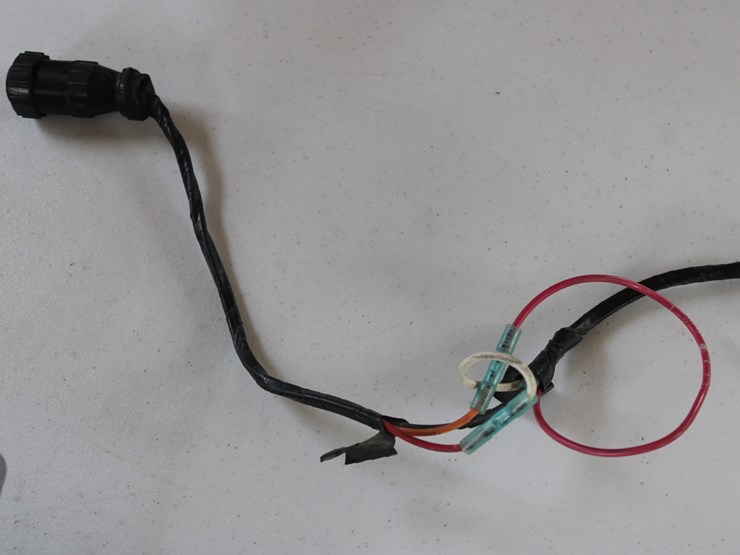 #1064-•-2009-morris-mfg-pro-ag-auto-align-bale-runner-16k-image-79