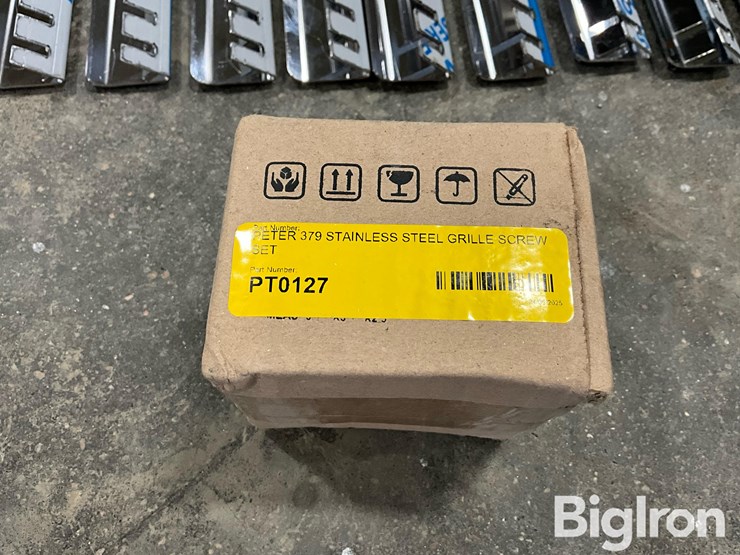 peterbilt-379-image-17