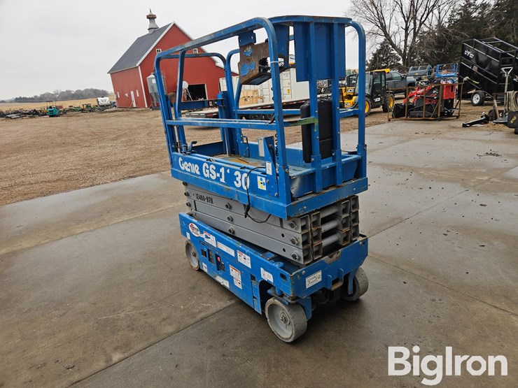 2016-genie-gs1930-image-6