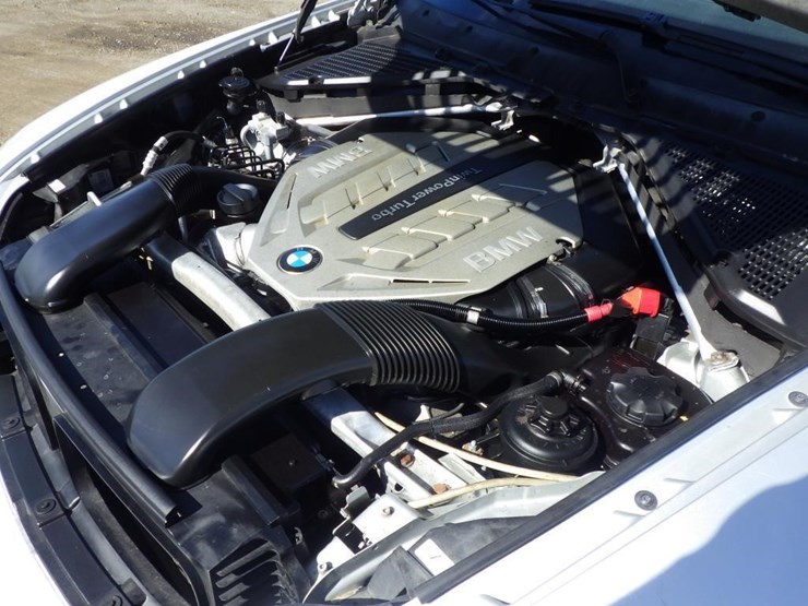 2011-bmw-x5-image-10