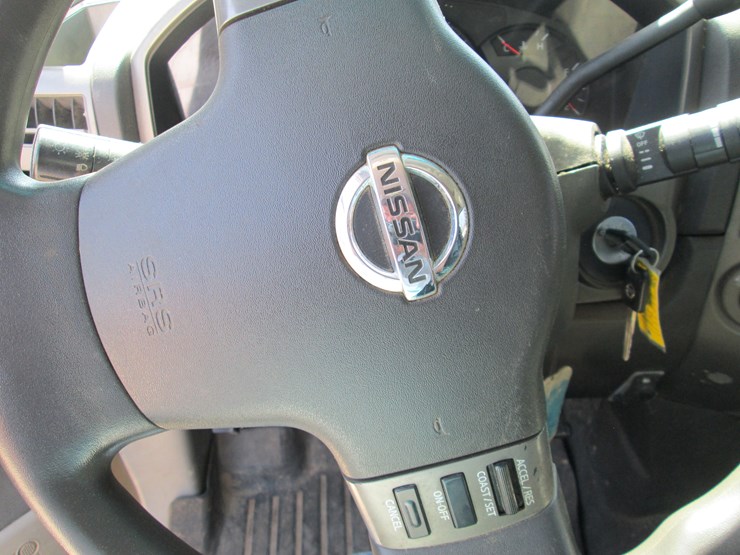 2004-nissan-titan-image-37